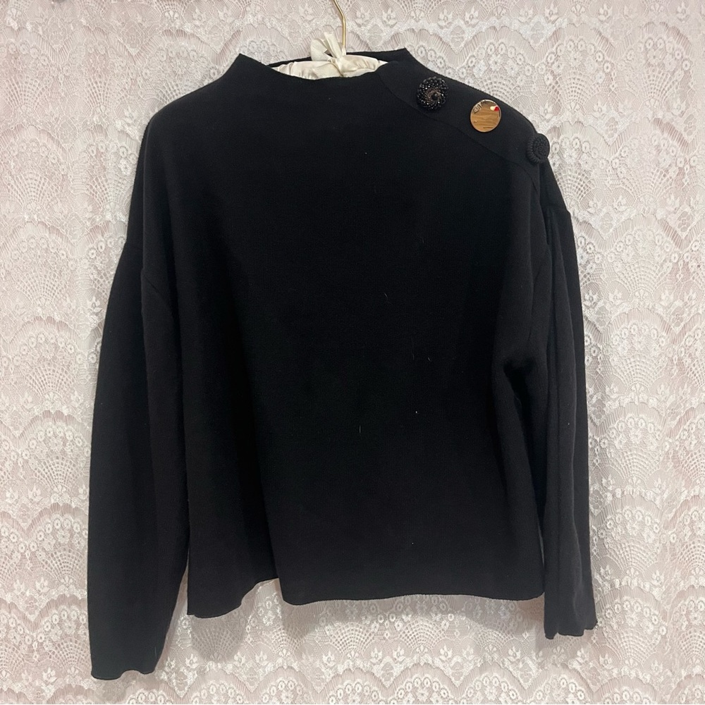 Zara women's sweater with three buttons on the shoulder size XL - Picture 16 of 16